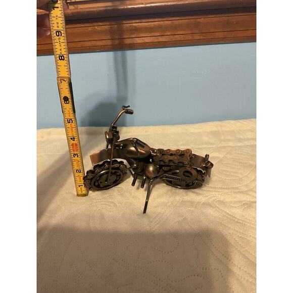 Vtg handmade motorcycle sculpture crafted from various metal parts - Picture 8 of 8